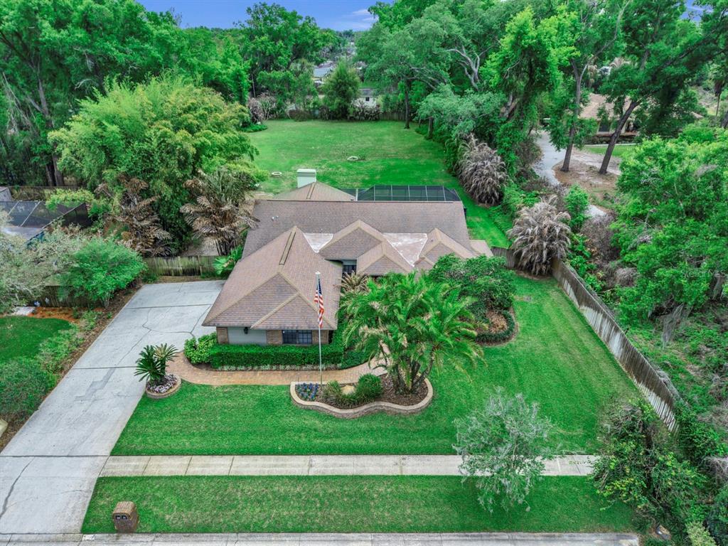 401 Penn National Road Seffner, FL 33584 - Photo 8 of 90