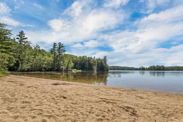 $384,500 | 68 Bearcamp Pond Road, Sandwich, NH 03227