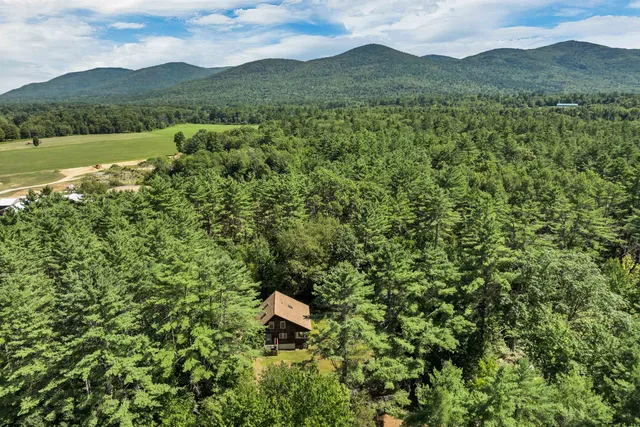 $384,500 | 68 Bearcamp Pond Road, Sandwich, NH 03227