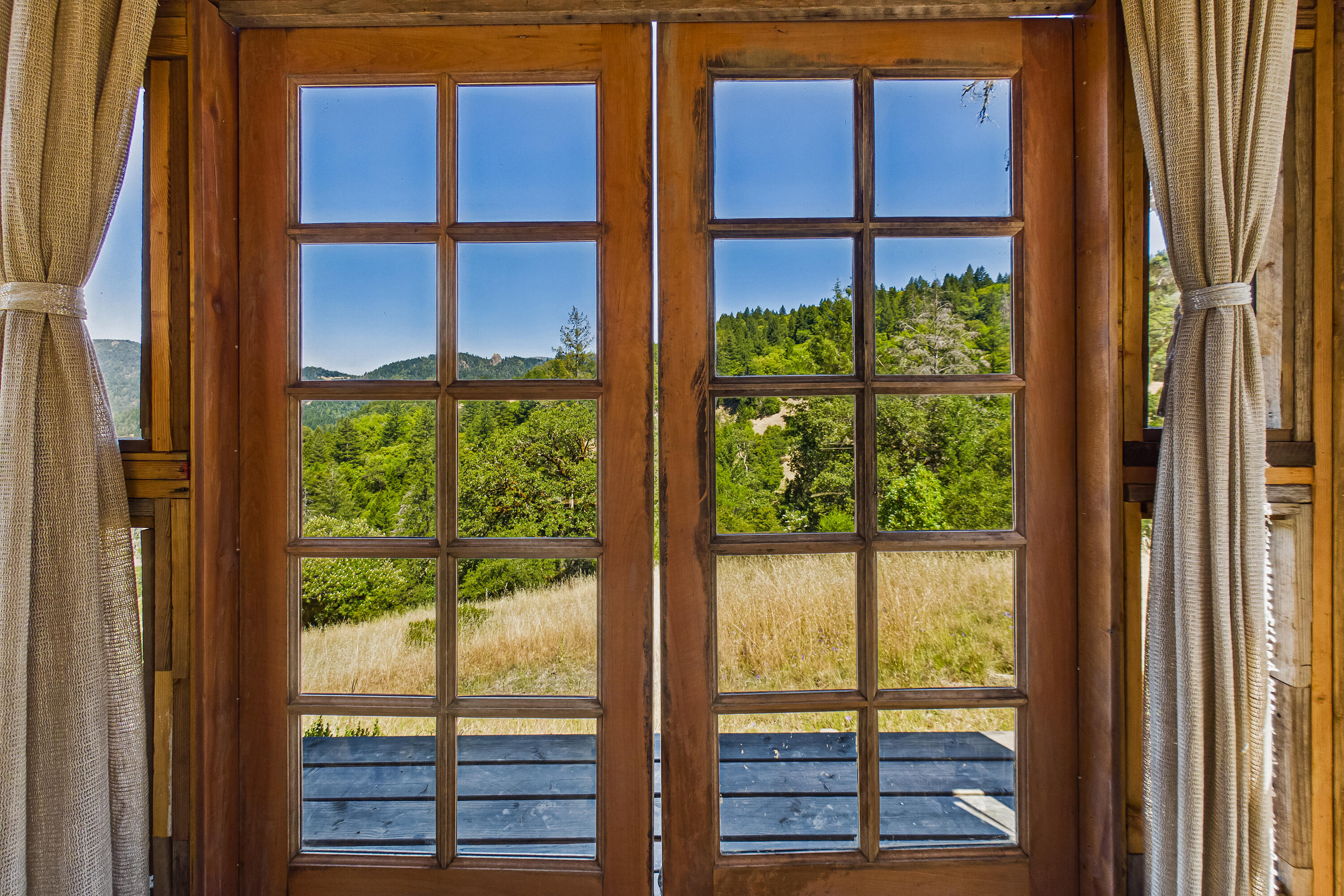 60890 Bell Springs Road Laytonville, CA 95454 - Photo 70 of 77 a view of a window