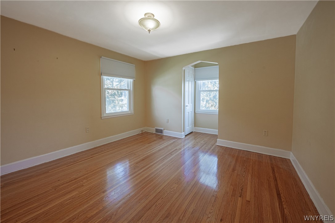 4831 Lewiston Road Niagara Falls, NY 14305 - Photo 26 of 46