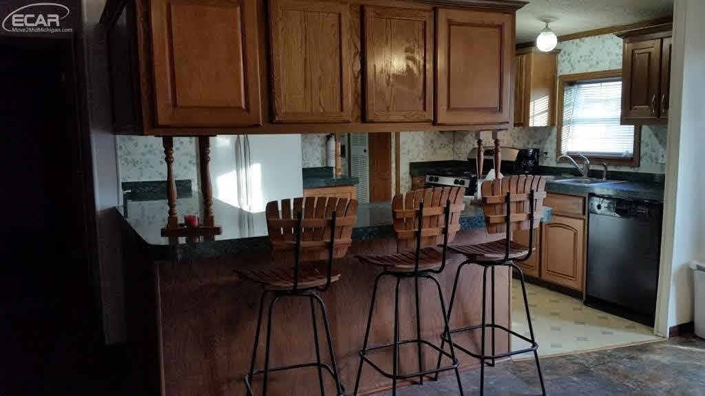 1088 East Frances Road Mount Morris, MI 48458 - Photo 6 of 22