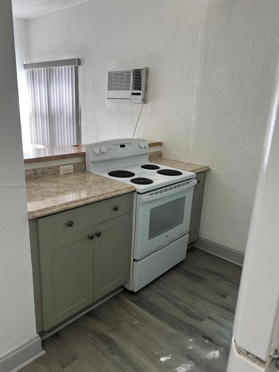 1322 Southwest 7th Street, Unit 8 Miami, FL 33135 - Photo 9 of 22