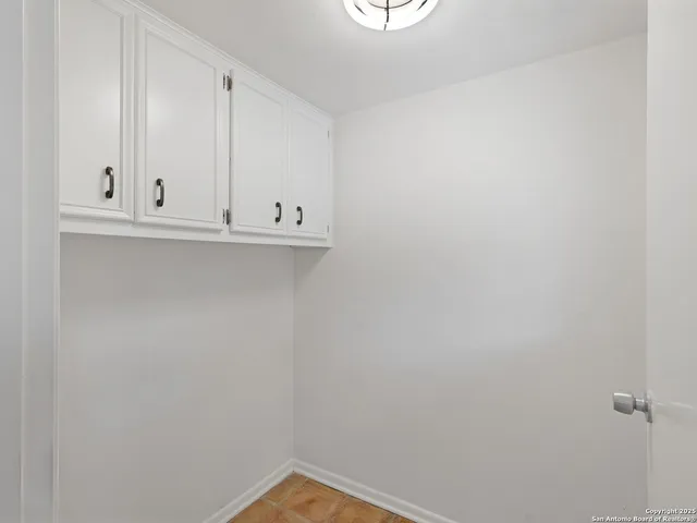 $2,500 | 3494 River Way, San Antonio, TX 78230