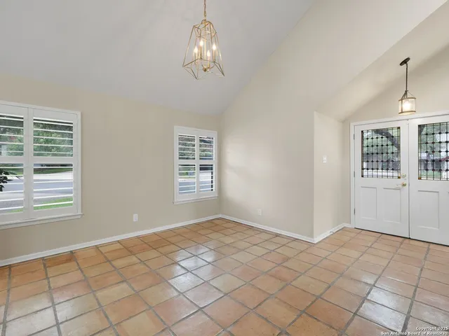 $2,500 | 3494 River Way, San Antonio, TX 78230