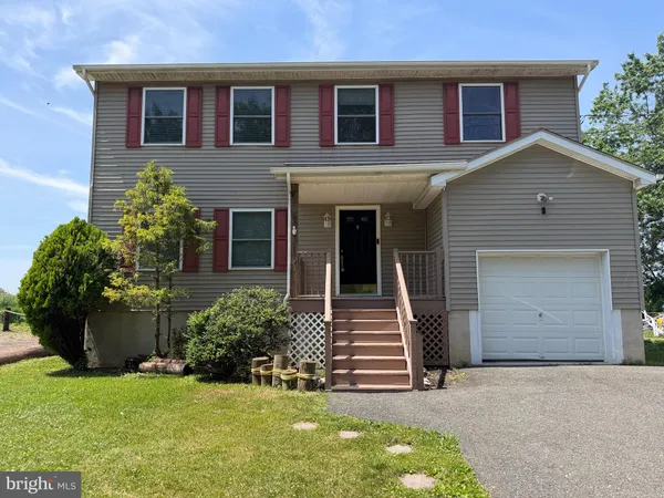 $3,200 | 132 Riverview Avenue, National Park, NJ 08063