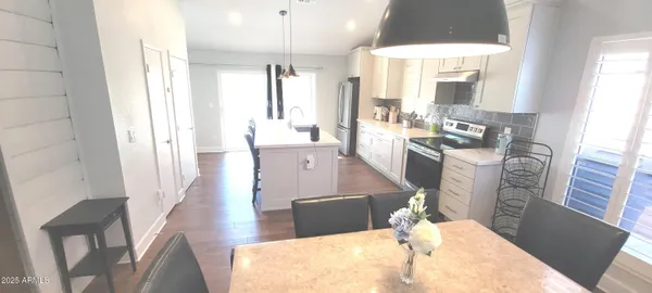 $2,495 | 7203 West McRae Way, Glendale, AZ 85308