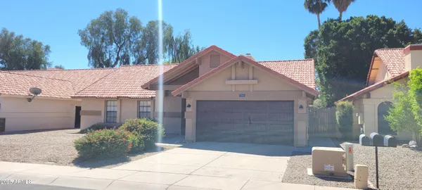 $2,495 | 7203 West McRae Way, Glendale, AZ 85308