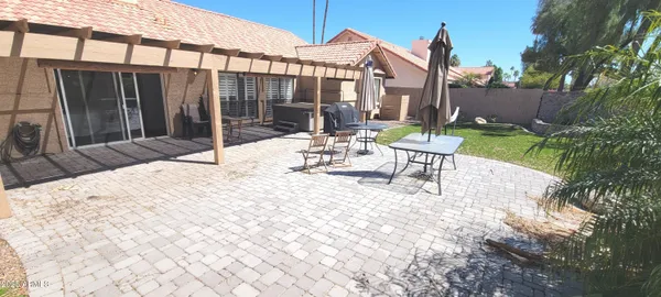 $2,495 | 7203 West McRae Way, Glendale, AZ 85308