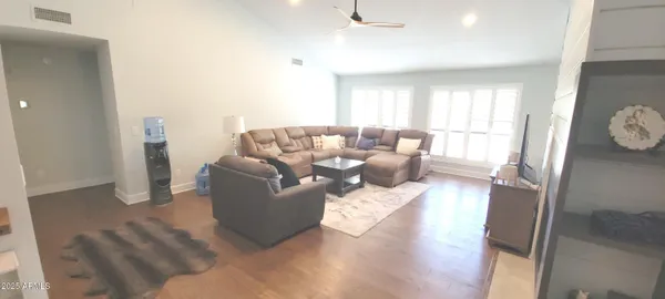 $2,495 | 7203 West McRae Way, Glendale, AZ 85308