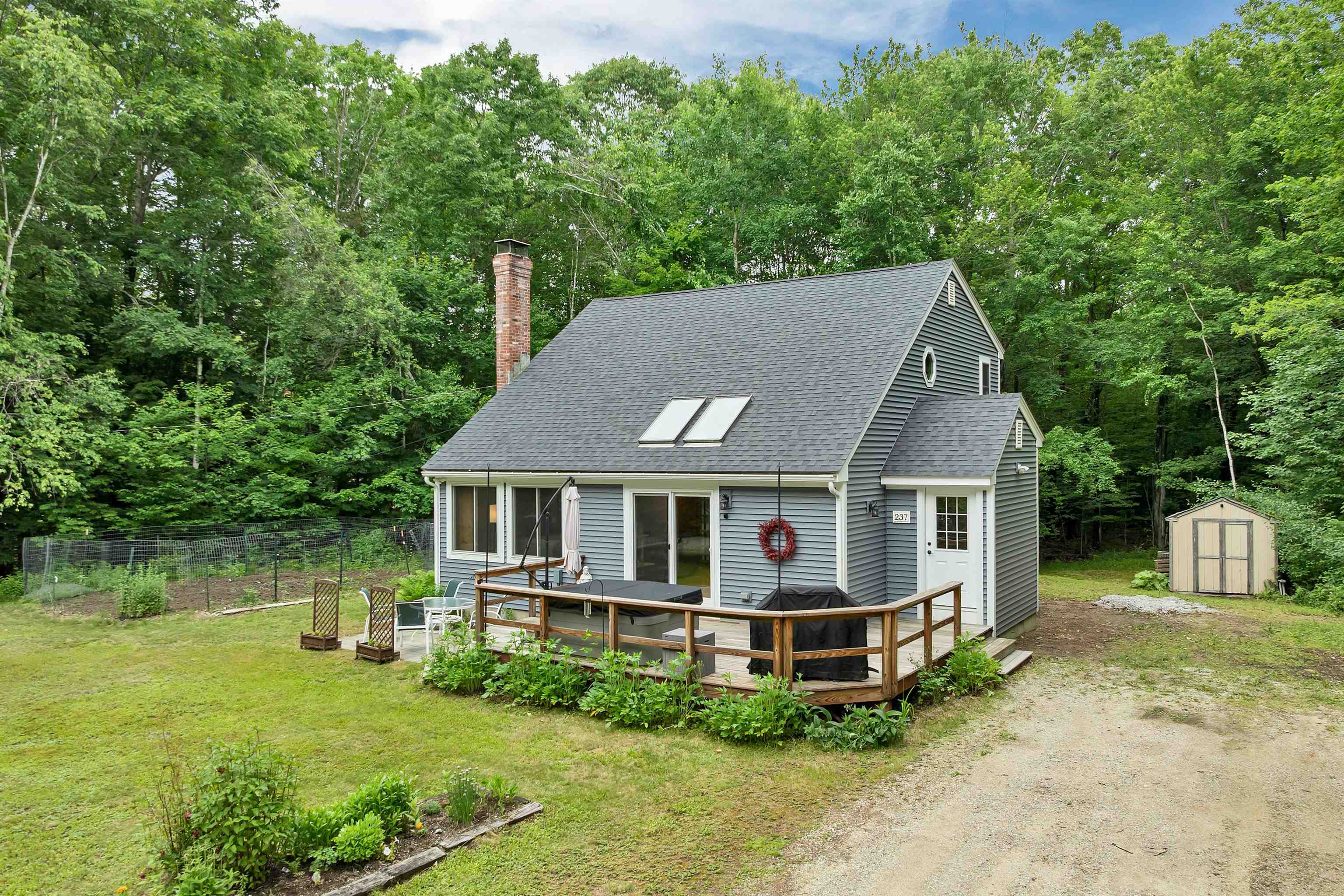 237 Benlor Drive Center Conway, NH 03813 - Photo 2 of 46