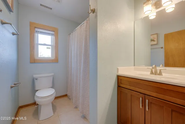 $775,000 | 8708 South Old Oregon Inlet Road, Nags Head, NC 27959