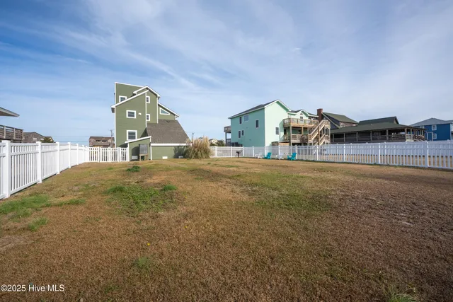 $775,000 | 8708 South Old Oregon Inlet Road, Nags Head, NC 27959