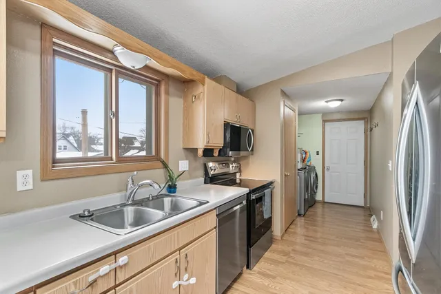 $300,000 | 614 West Pleasant Street, Portage, WI 53901