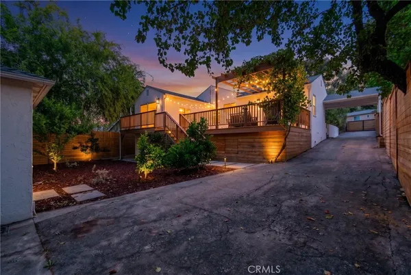 $1,470,000 | 2836 Fairmount Avenue, La Crescenta, CA 91214
