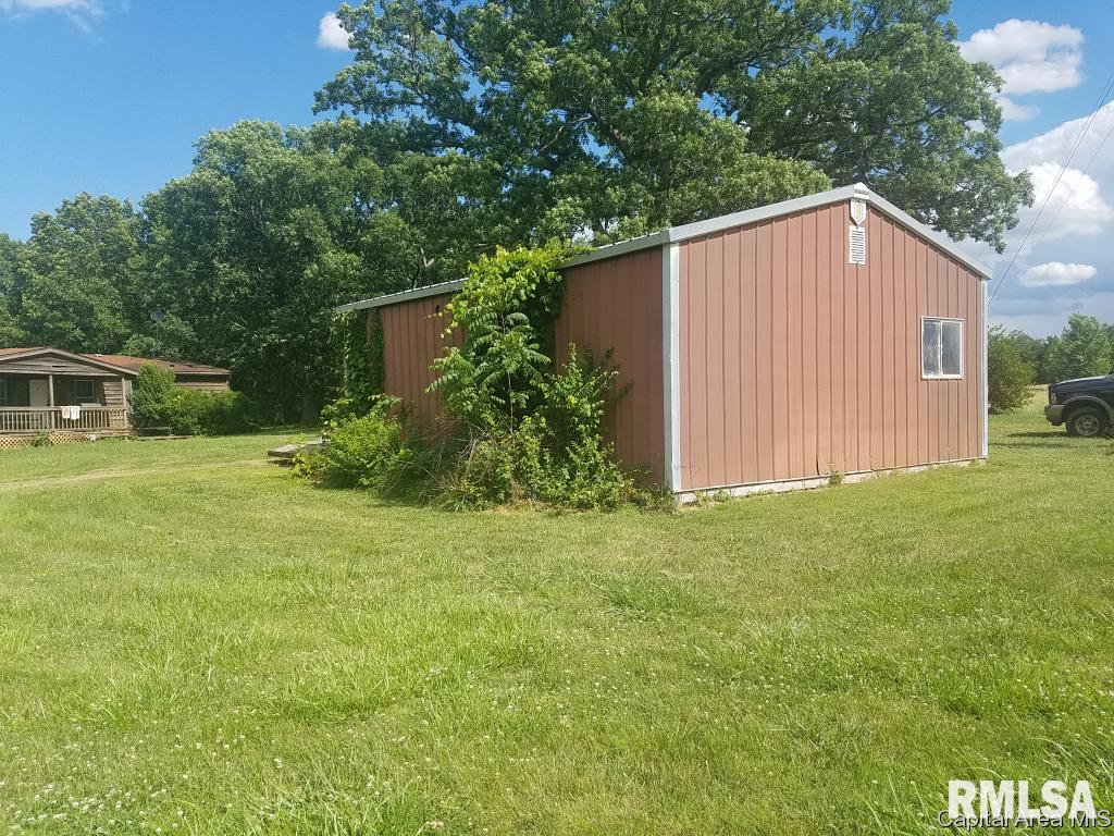 13014 Blooming Grove Road Palmyra, IL 62674 - Photo 23 of 26