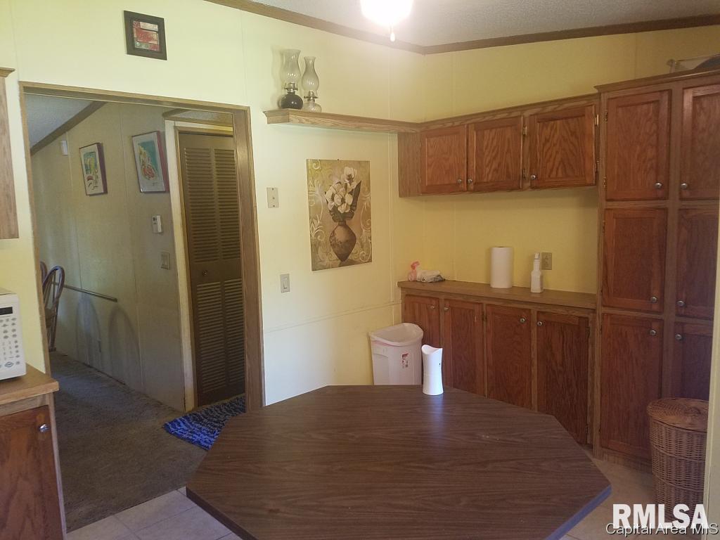 13014 Blooming Grove Road Palmyra, IL 62674 - Photo 5 of 26