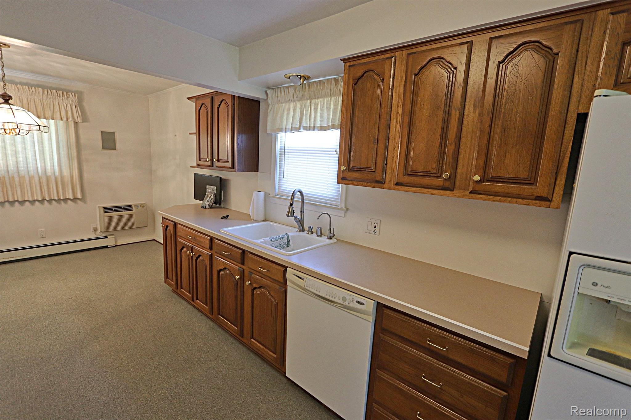 18618 Wick Road Allen Park, MI 48101 - Photo 21 of 40 Gallery Image 21