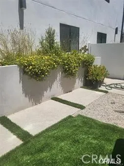 $4,700 | 5948 Cantaloupe Avenue, Valley Glen, CA 91401