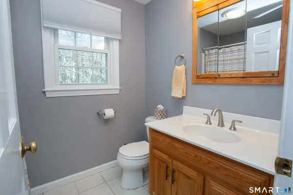 $599,000 | 24 Valley View Drive, Simsbury, CT 06089