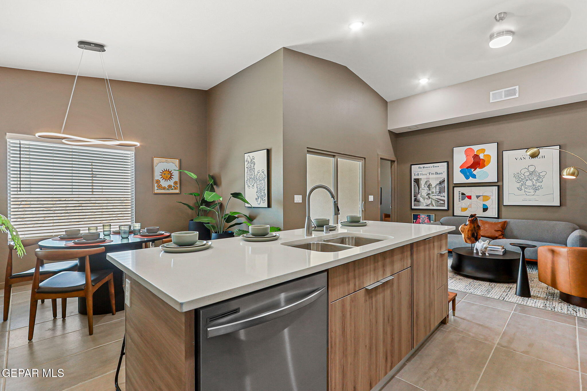 605 Espa Court Vinton, TX 79821 - Photo 7 of 31 a view of a kitchen counter space and breakfast area