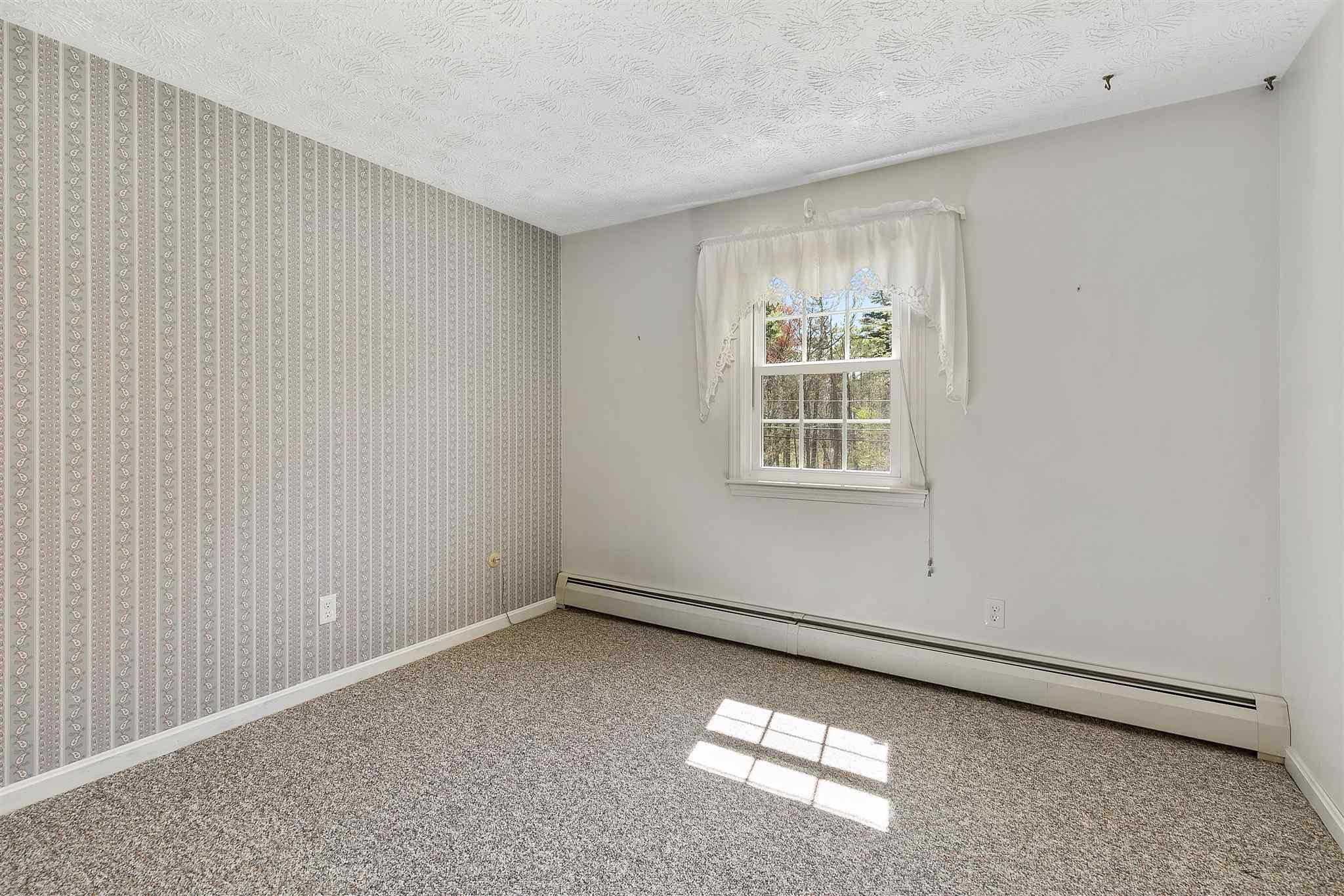 60 Hardy Road Londonderry, NH 03053 - Photo 23 of 37 Gallery Image 23