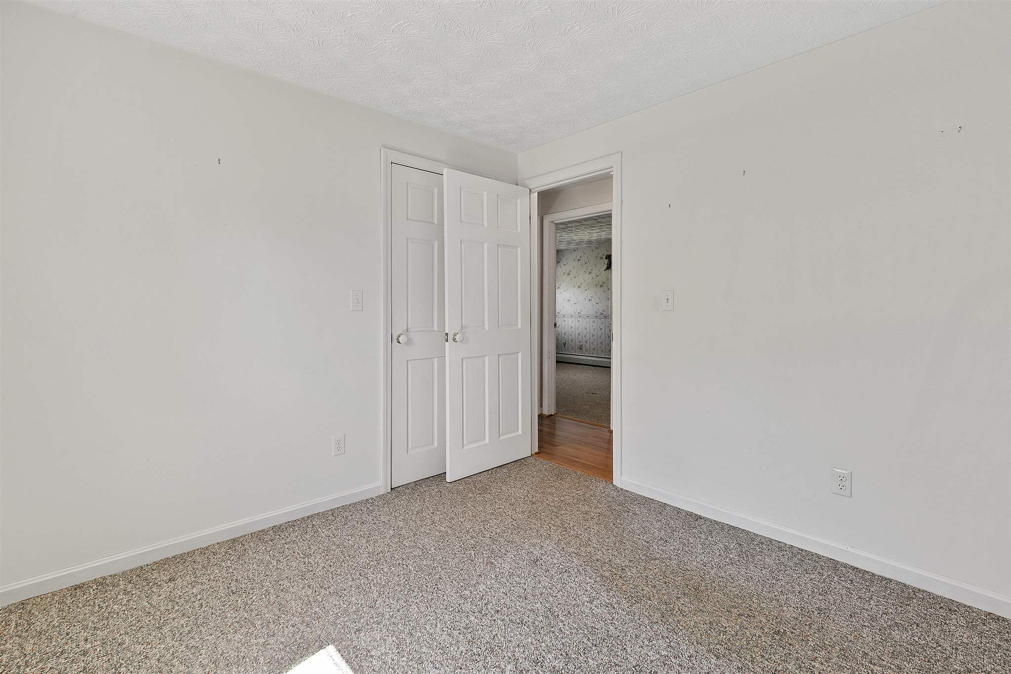 60 Hardy Road Londonderry, NH 03053 - Photo 25 of 37 Gallery Image 25
