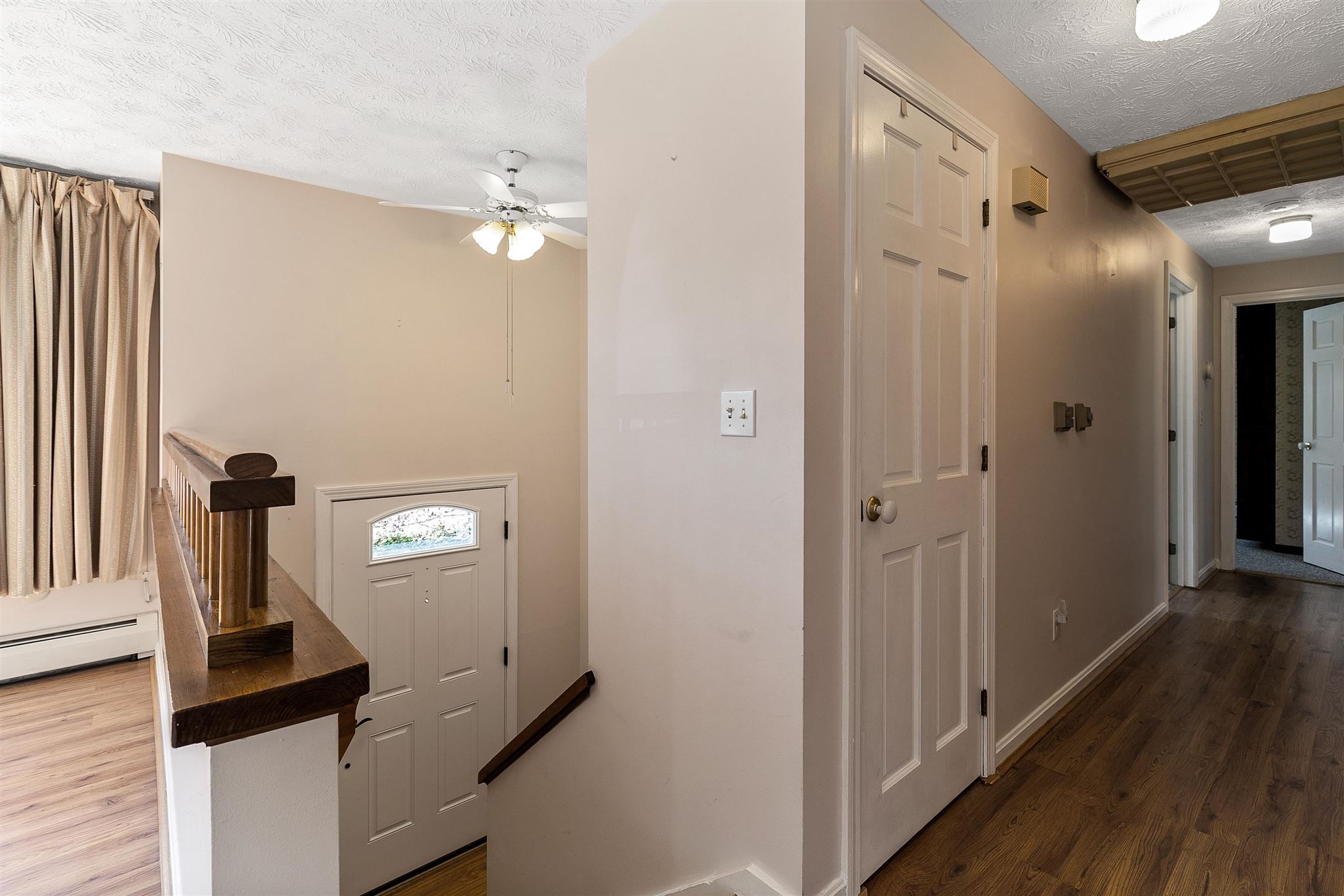 60 Hardy Road Londonderry, NH 03053 - Photo 4 of 37 Gallery Image 4