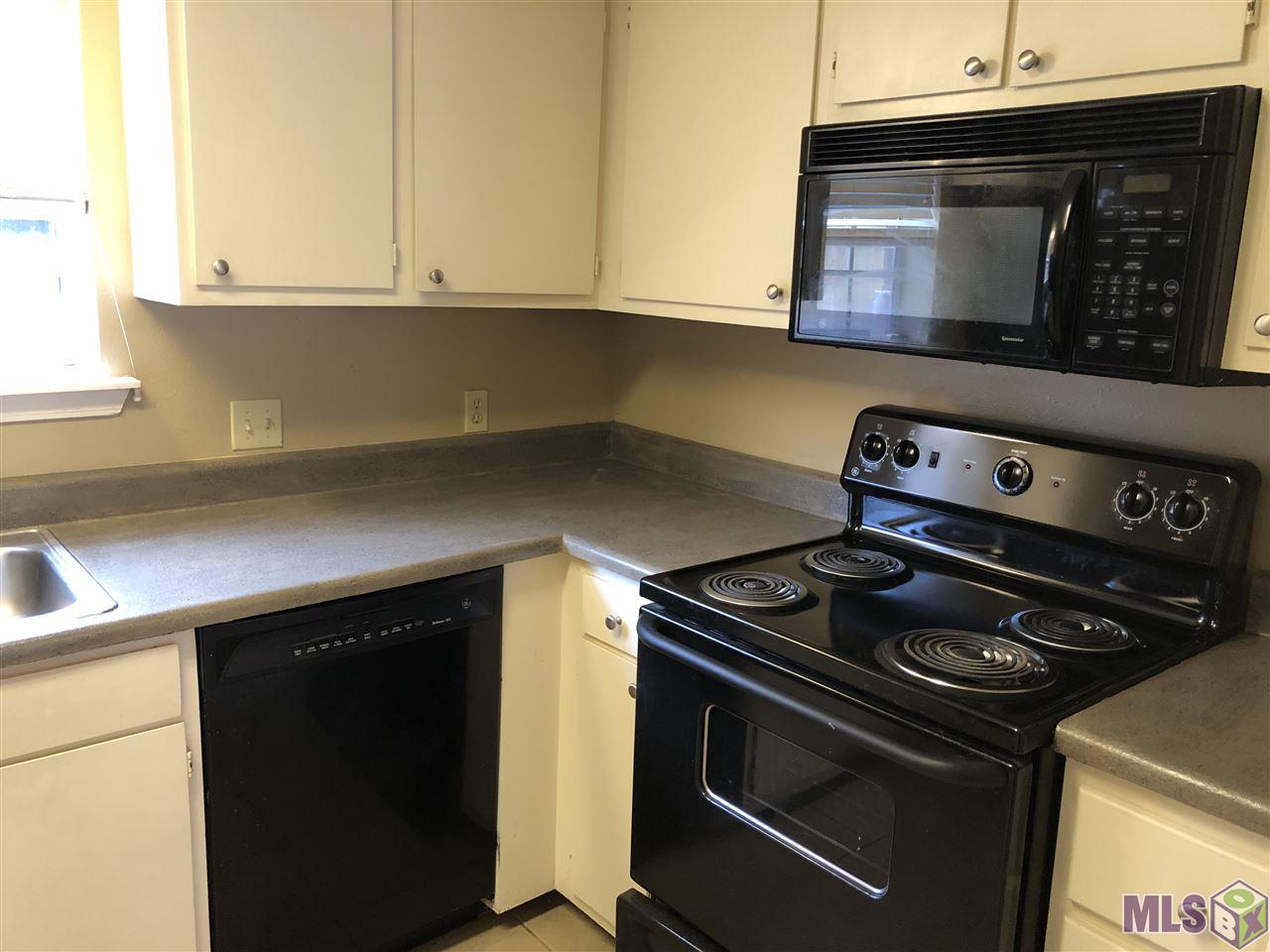 1678 Brightside Drive, Unit B Baton Rouge, LA 70820 - Photo 2 of 13 Gallery Image 2