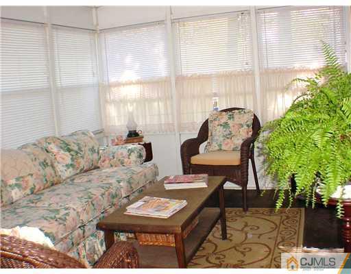 38 Burns Road, Unit 38 North Brunswick, NJ 08902 - Photo 10 of 11 Gallery Image 10