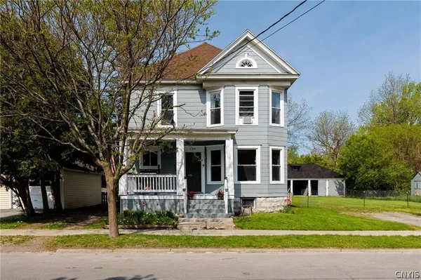 $1,750 | 624 Hamlin Street, Watertown, NY 13601