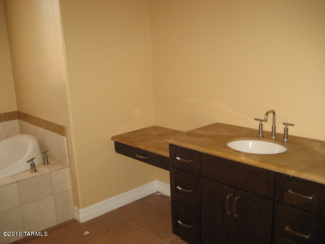 12280 East Prince Road Tucson, AZ 85749 - Photo 17 of 33 Gallery Image 17