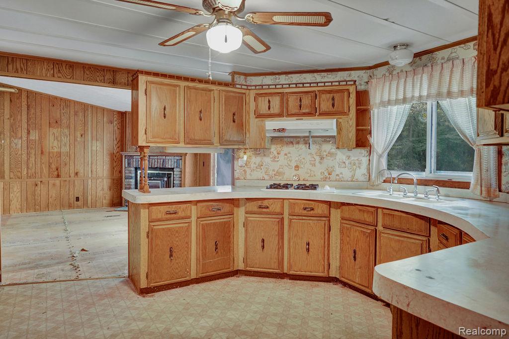 4137 Port Austin Road Caseville, MI 48725 - Photo 13 of 37 DSC07632.jpg
