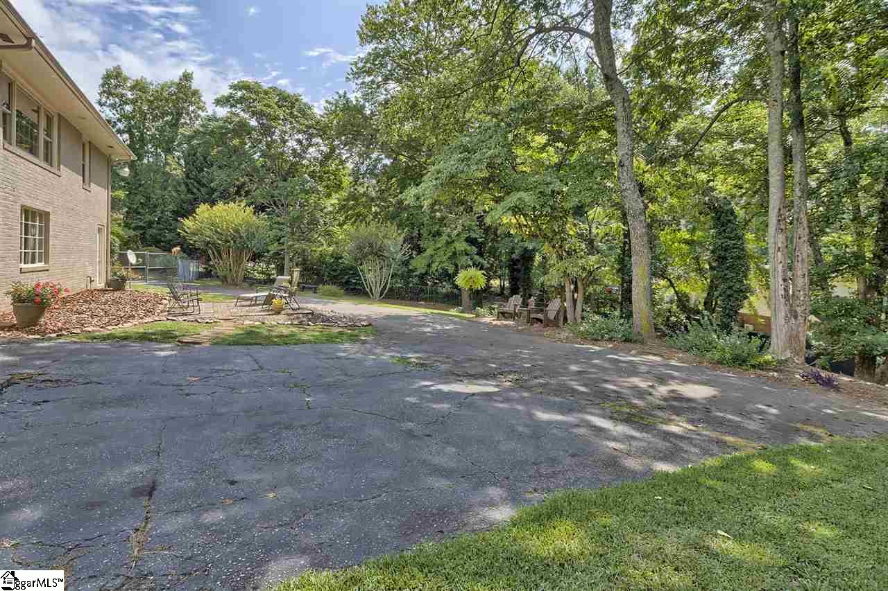 12 Jervey Road Greenville, SC 29609 - Photo 31 of 36