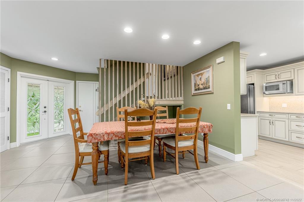265 Cardinal Trail Stuart, FL 34997 - Photo 18 of 44 Gallery Image 18