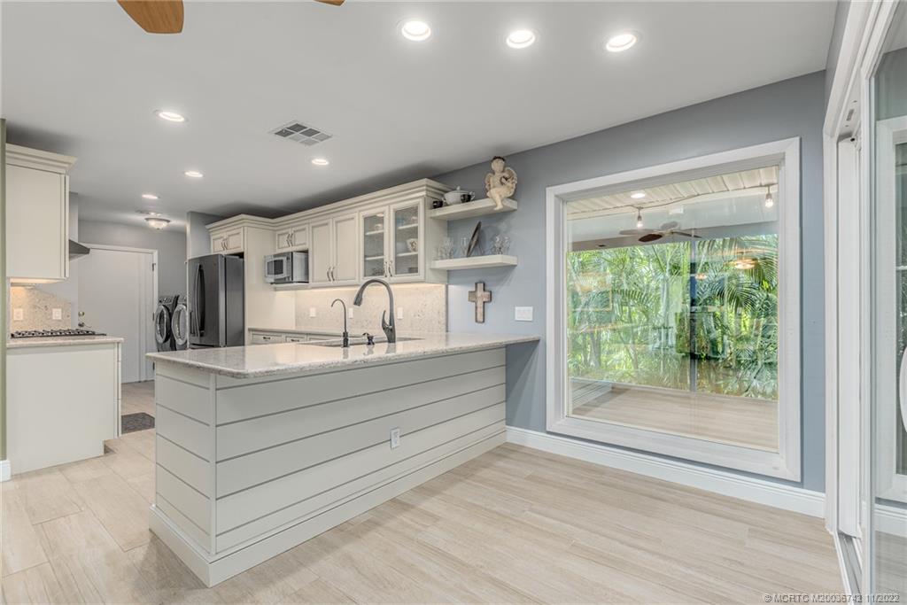 265 Cardinal Trail Stuart, FL 34997 - Photo 19 of 44 Gallery Image 19