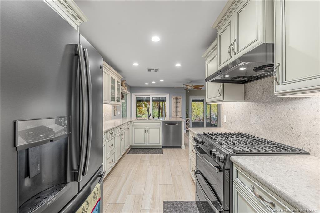 265 Cardinal Trail Stuart, FL 34997 - Photo 22 of 44 Gallery Image 22