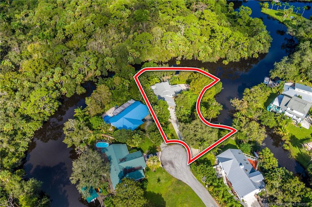 265 Cardinal Trail Stuart, FL 34997 - Photo 10 of 44 Gallery Image 10