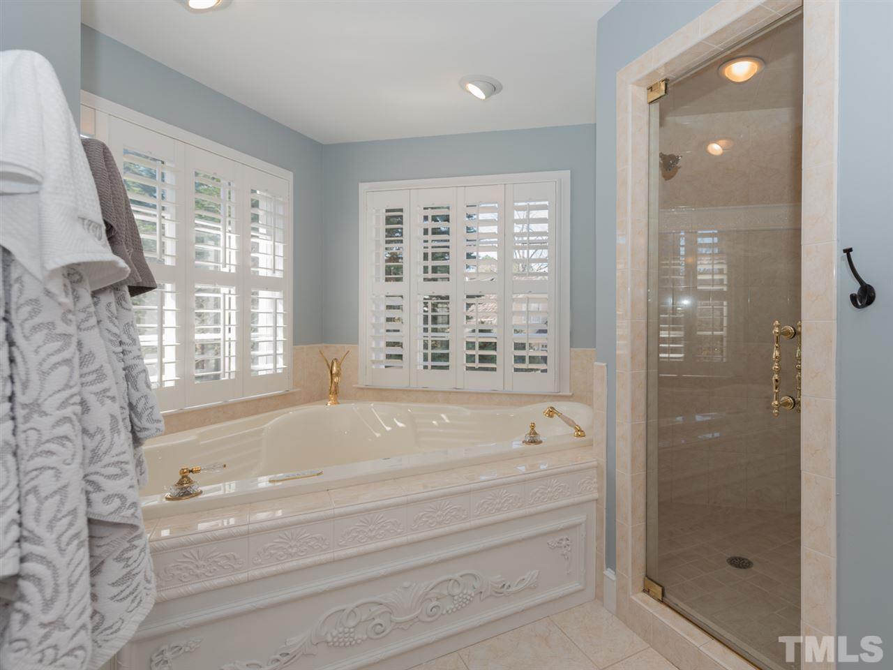 2213 Middlefield Court Raleigh, NC 27615 - Photo 11 of 25 Gallery Image 11