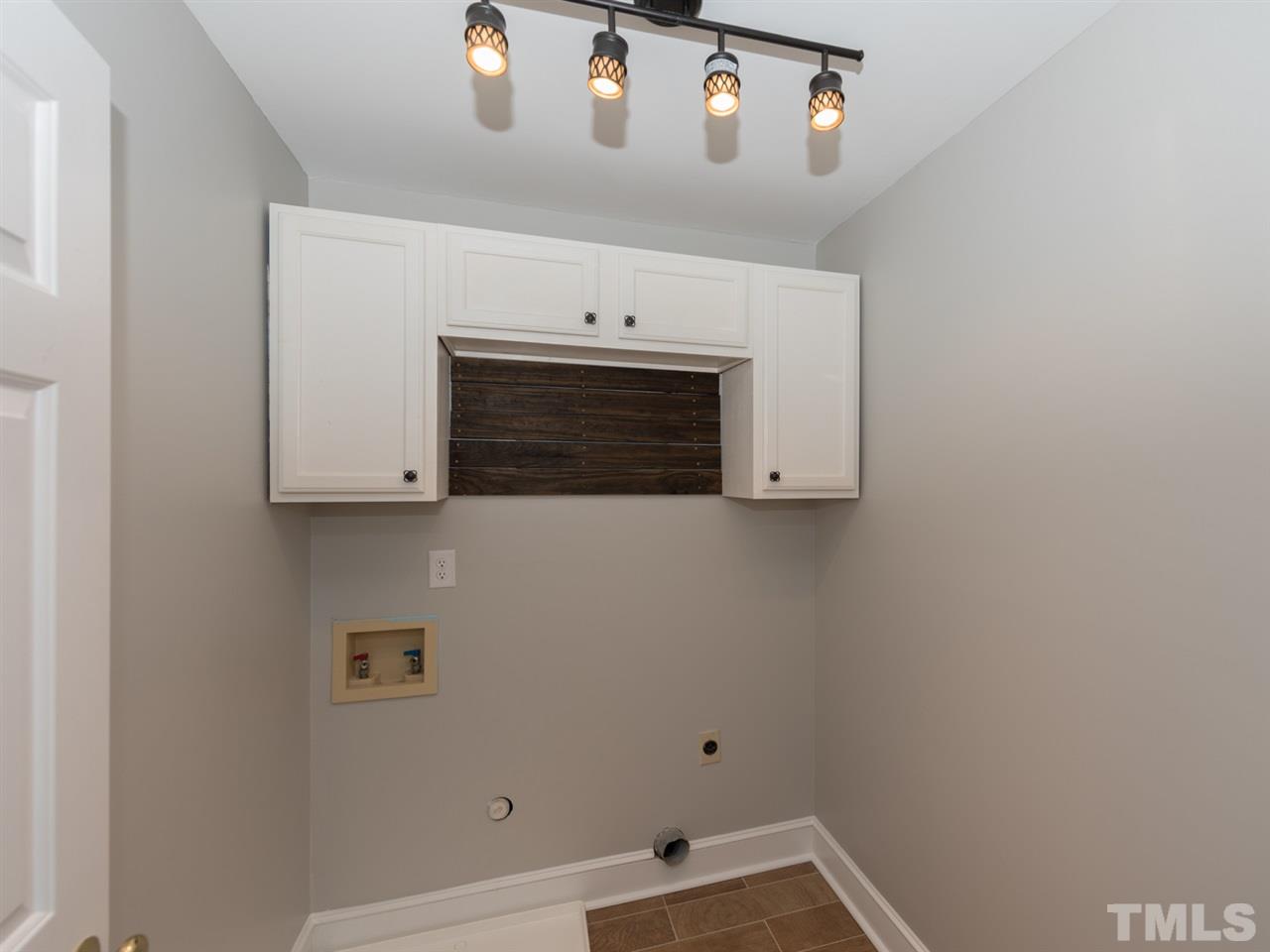 2213 Middlefield Court Raleigh, NC 27615 - Photo 18 of 25 Gallery Image 18