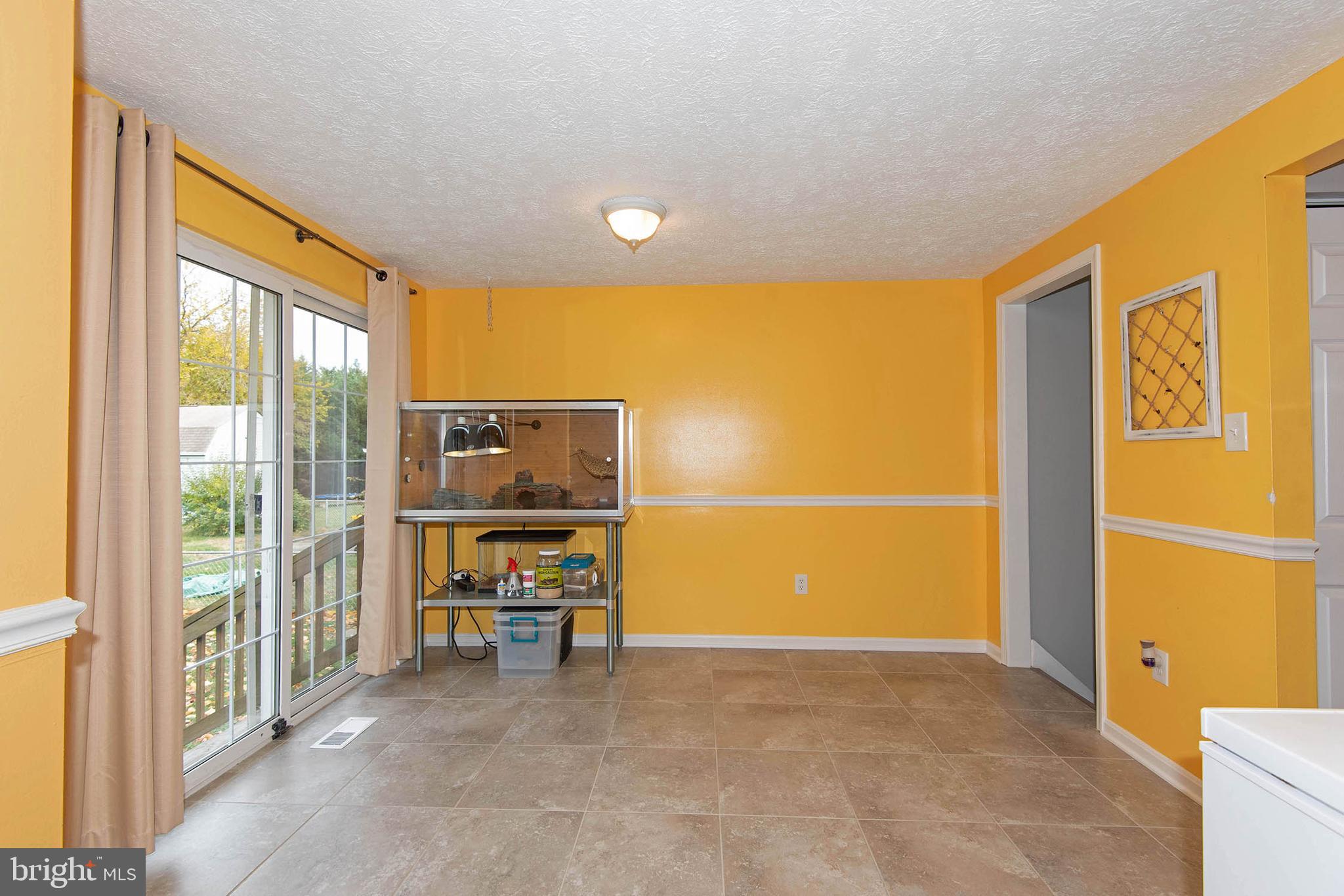 8523 Summit Road Pasadena, MD 21122 - Photo 7 of 33 Gallery Image 7