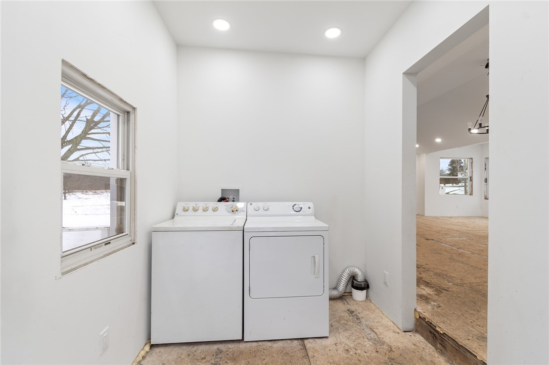 1993 Bailey Road Ontario, NY 14519 - Photo 15 of 37 The rear entry laundry room - opens to the kitchen