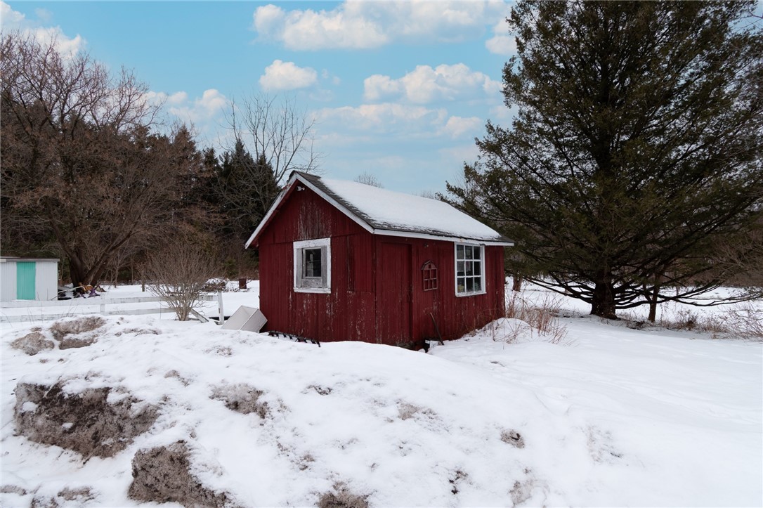 1993 Bailey Road Ontario, NY 14519 - Photo 32 of 37 A shed too!