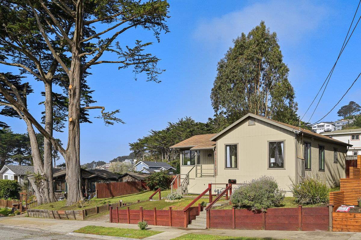 337 Clifton Road Pacifica, CA 94044 - Photo 2 of 48 Gallery Image 2
