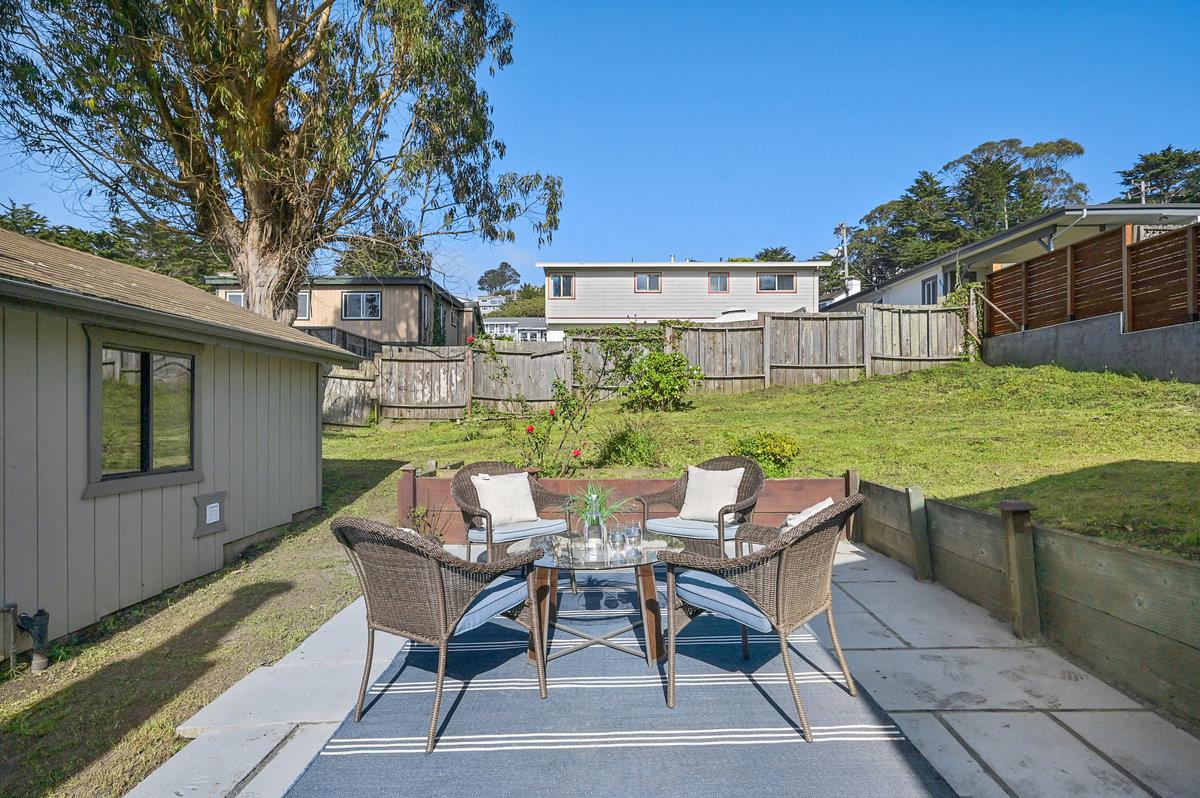 337 Clifton Road Pacifica, CA 94044 - Photo 27 of 48 Gallery Image 27