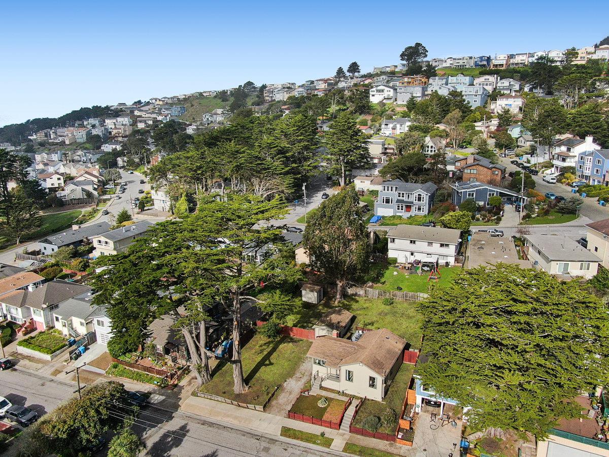 337 Clifton Road Pacifica, CA 94044 - Photo 42 of 48 Gallery Image 42