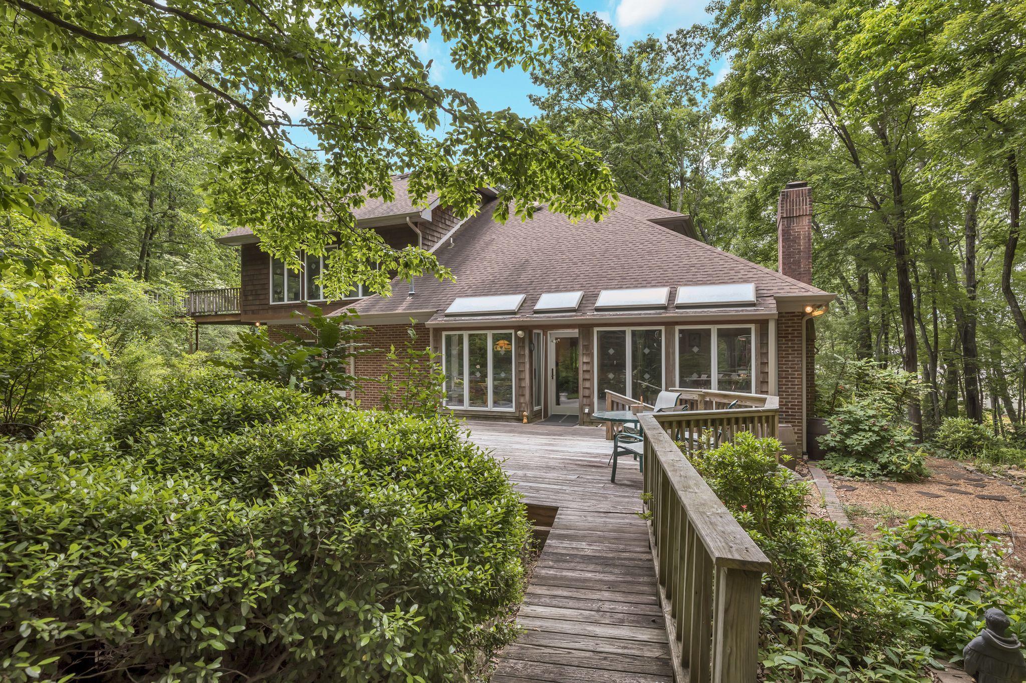1235 Healing Springs Road Chattanooga, TN 37419 - Photo 6 of 40 5RFgrIQA