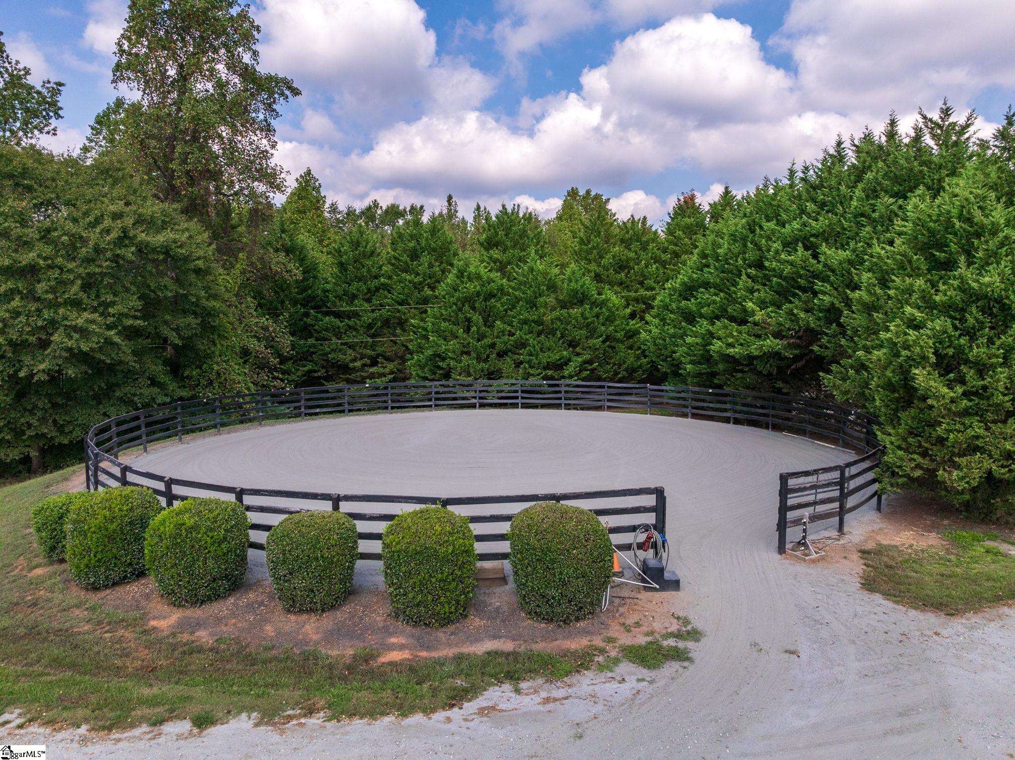105 Smith Road Landrum, SC 29356 - Photo 13 of 31