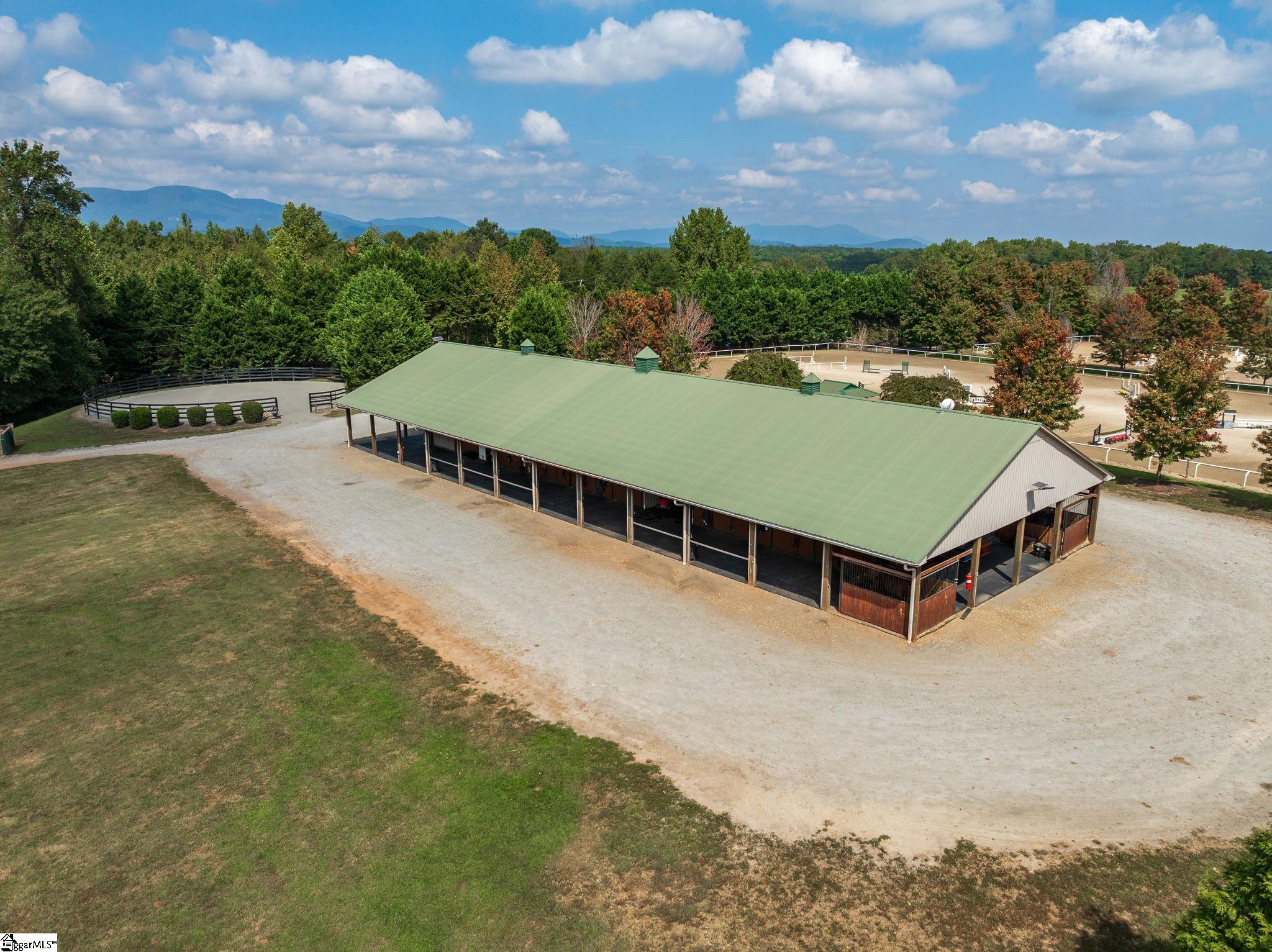 105 Smith Road Landrum, SC 29356 - Photo 4 of 31