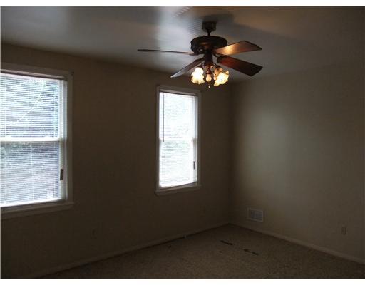 1336 Complete Street Pittsburgh, PA 15212 - Photo 6 of 10 Bedroom.